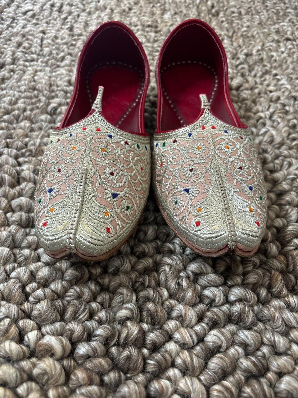 Elara Noor – Punjabi Men's Jutti