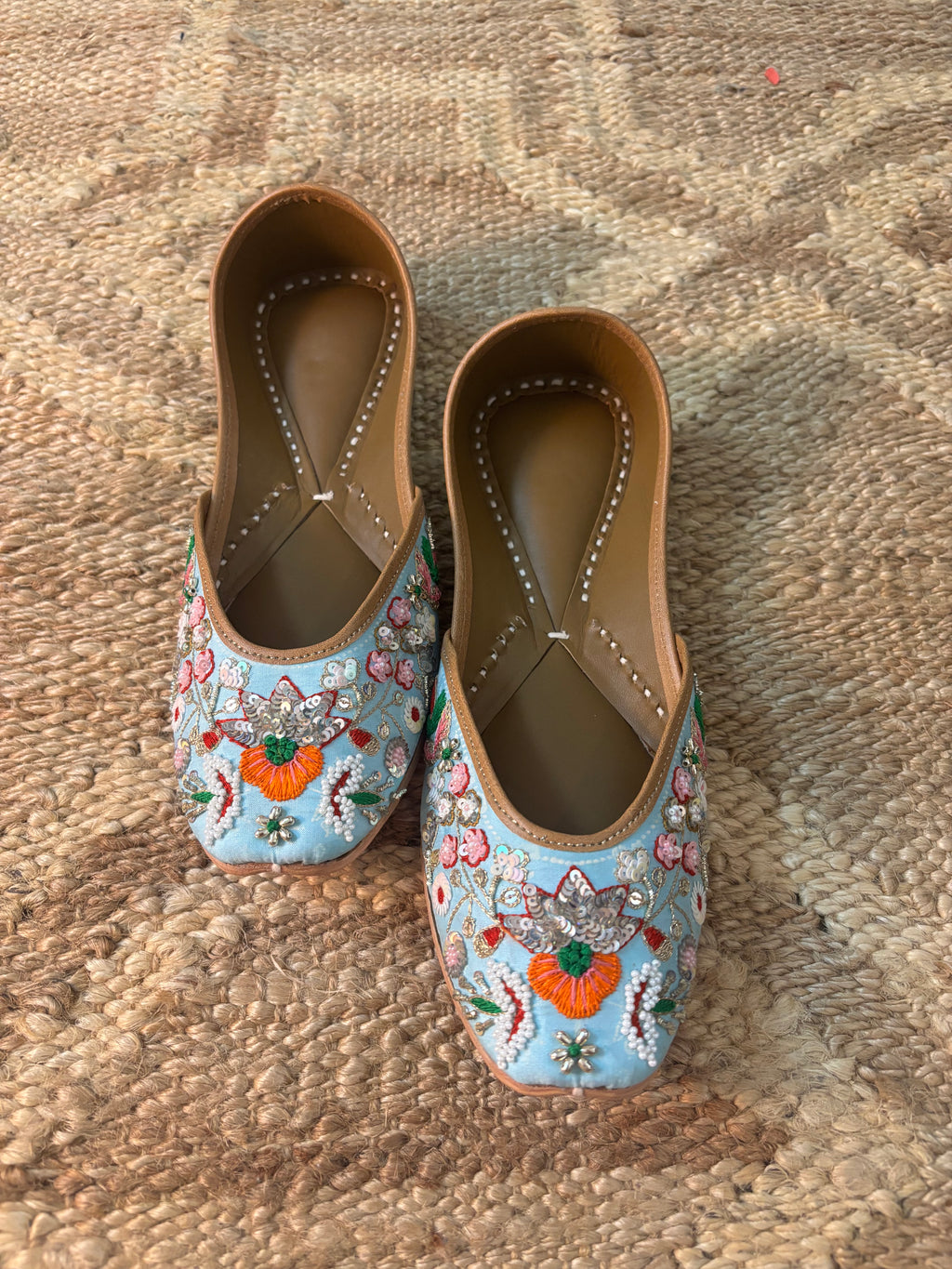 ✨ Blue Blossom – Handcrafted Embroidered  Jutti ✨