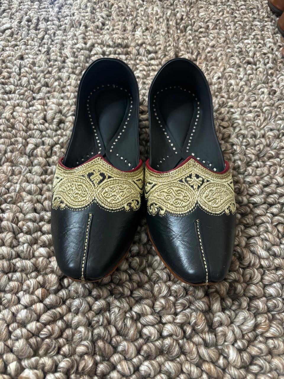 Noir Royale Punjabi Men's Jutti